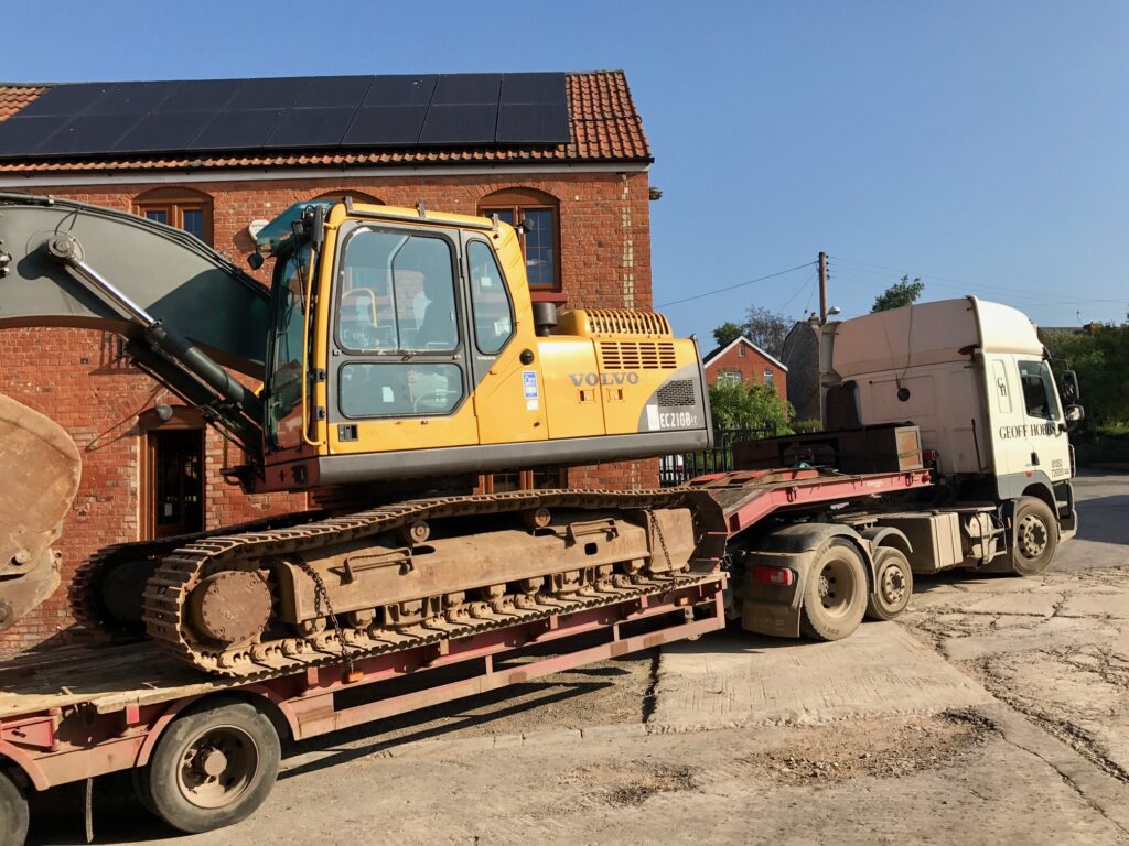 Volvo EC210B excavator uk