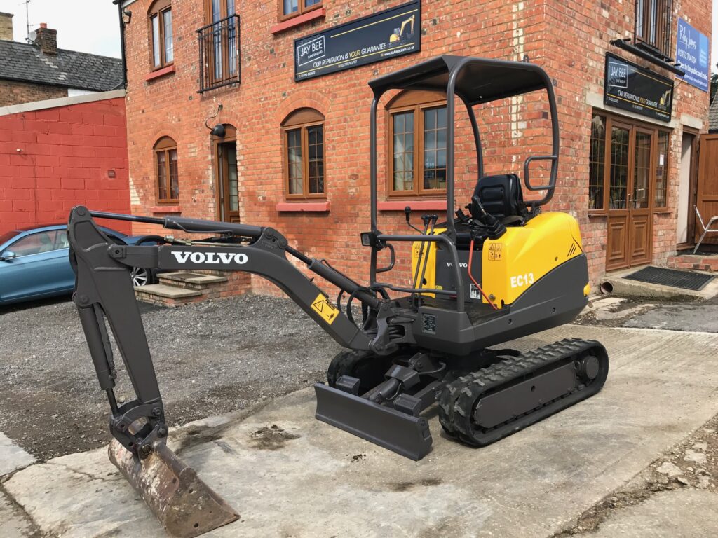 volvo ec13 mini excavator repainted at jaybee plant sales