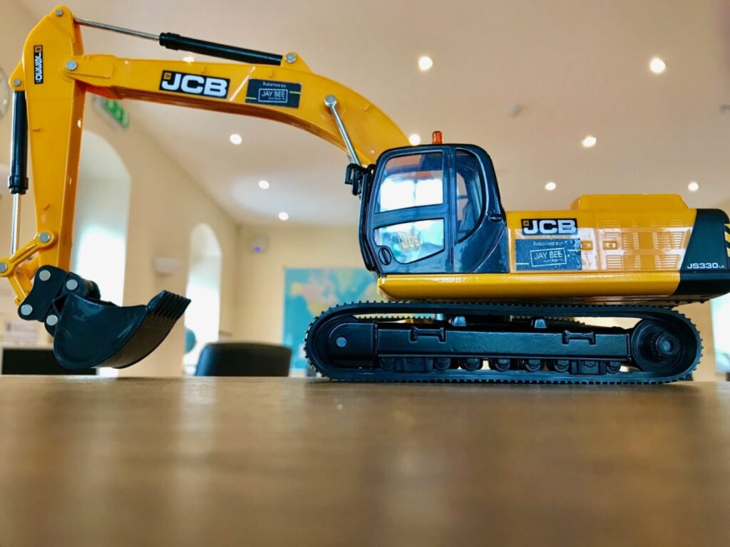 jcb js330 excavator model